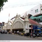 Dong Xuan market